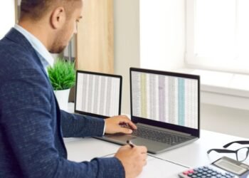 Shutterstock Manonexcel.jpg