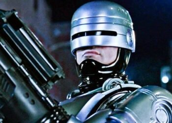 Shuterstock Robot Cop.jpg