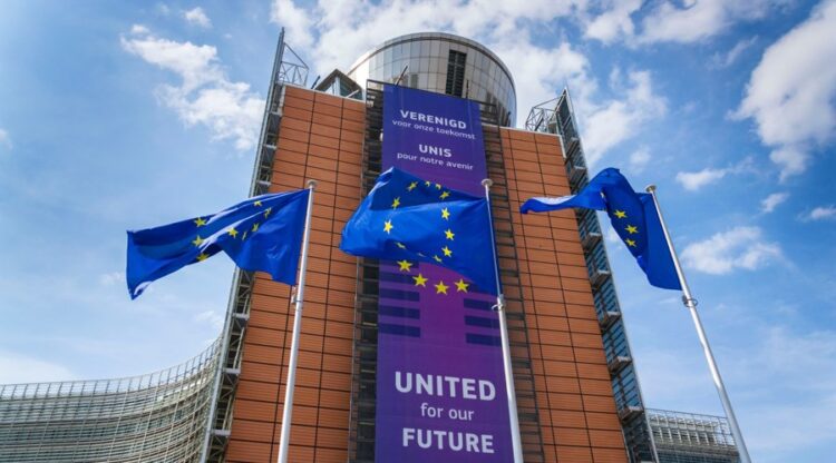 Eu20flags20in20front20of20the20european20commission20headquarters20in20belgium id 321263fa e3df 40a0 a74b 467ae0fd02c9 size900.jpg