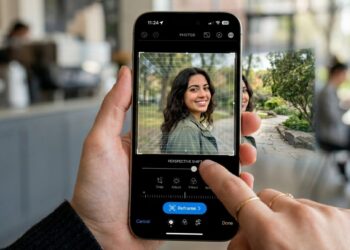 Apple spatial reframing photos app.jpg
