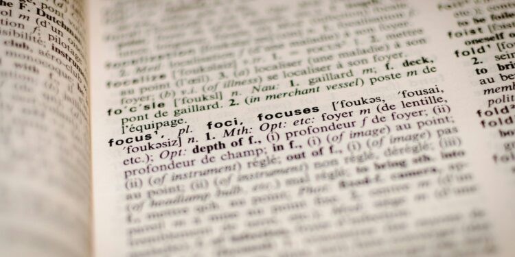 Dictionary focus ywqa9izb du v3 card.jpg