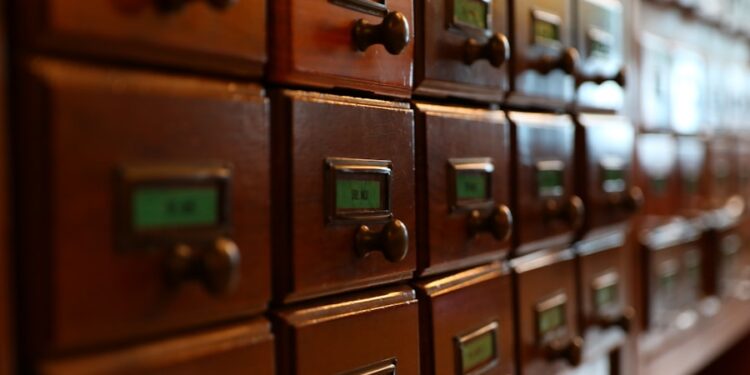 Card catalog kAQo6CJCPN4 v3 card.jpg