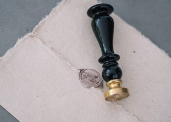 Compare wax seal 5425649 v3 card.jpg