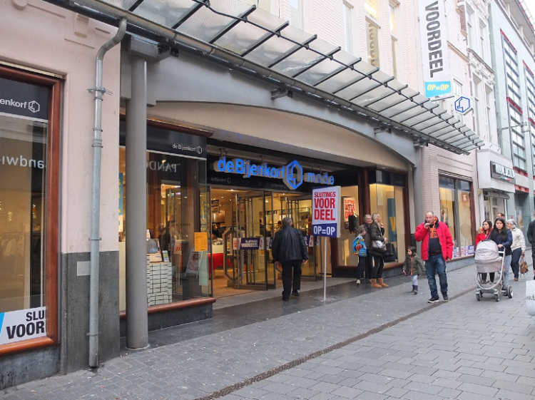 De bijenkorf storefront ceva logistics data breach.jpg.png