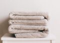 Folded towels 4210372 card.jpg